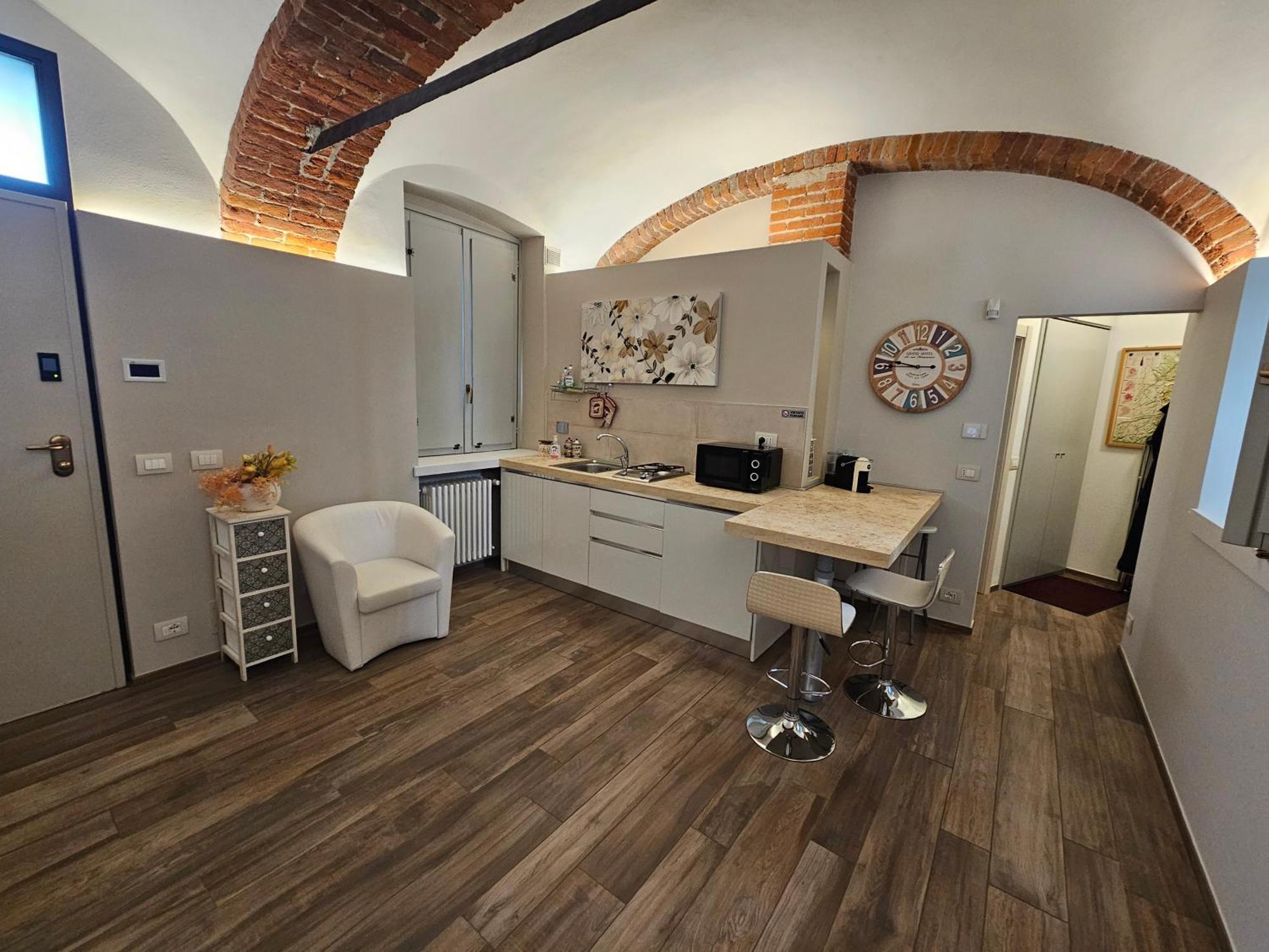 Bilocale In Centro Storico! Apartment อัลบา ภายนอก รูปภาพ